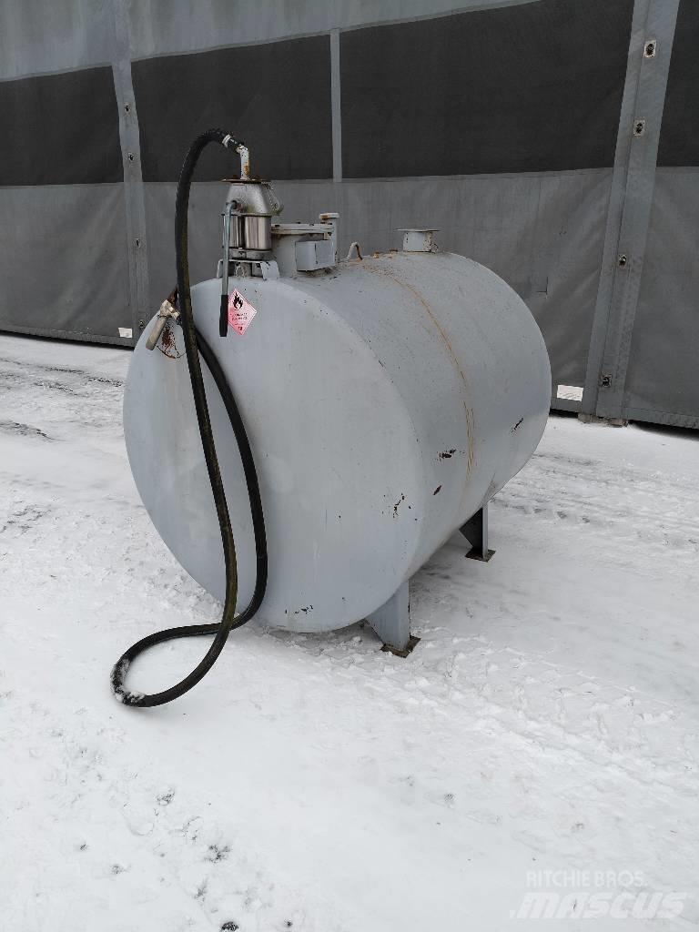  Farmarisäiliö 1300 L Άλλα γεωργικά μηχανήματα