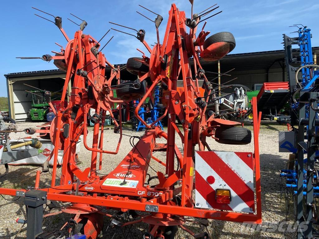 Kuhn GF8702 Τσουγκράνες και χορτοξηραντικές μηχανές