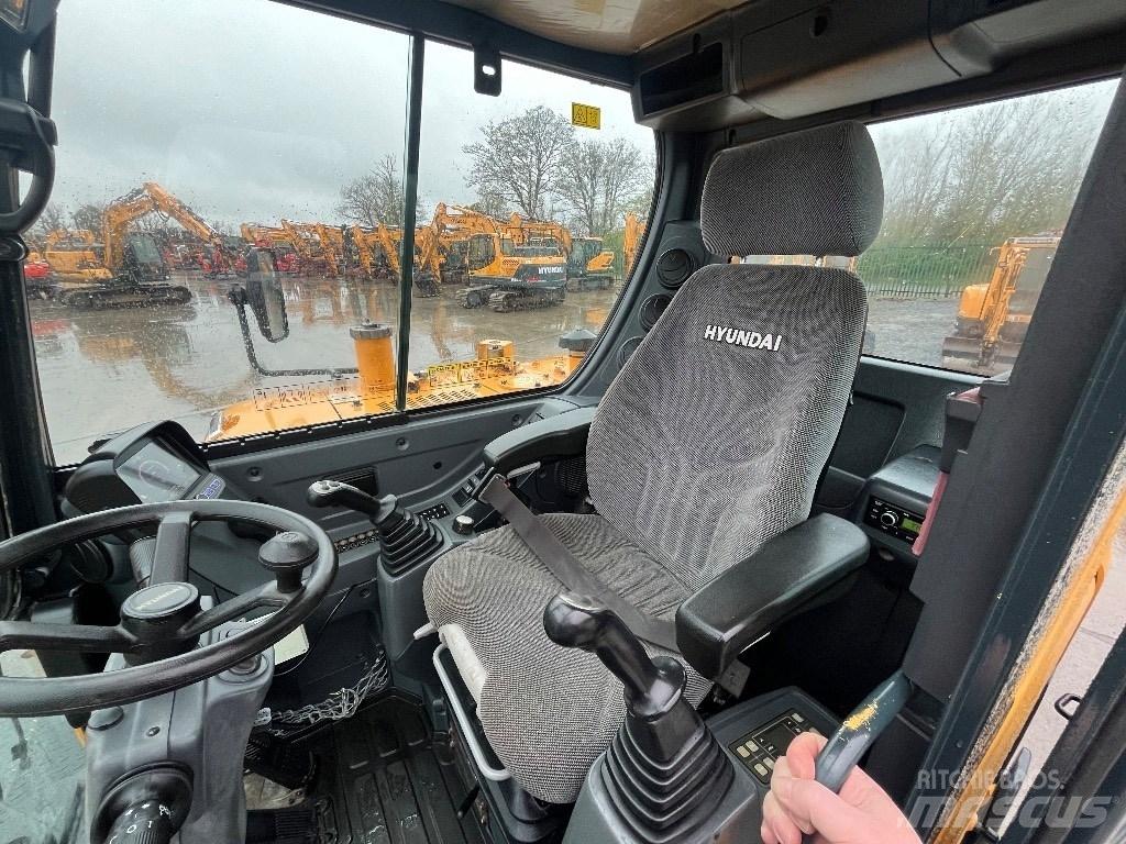 Hyundai R55W-9A Εκσκαφείς με τροχούς - λάστιχα