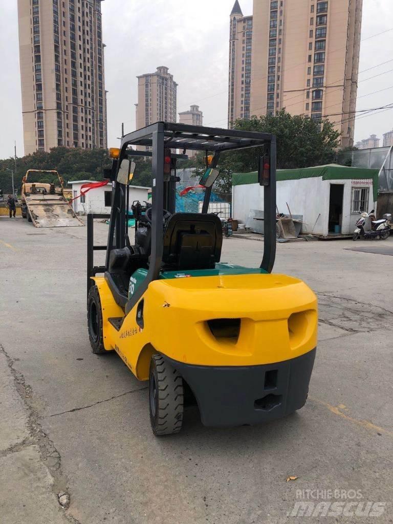 Komatsu FD30 Πετρελαιοκίνητα Κλαρκ