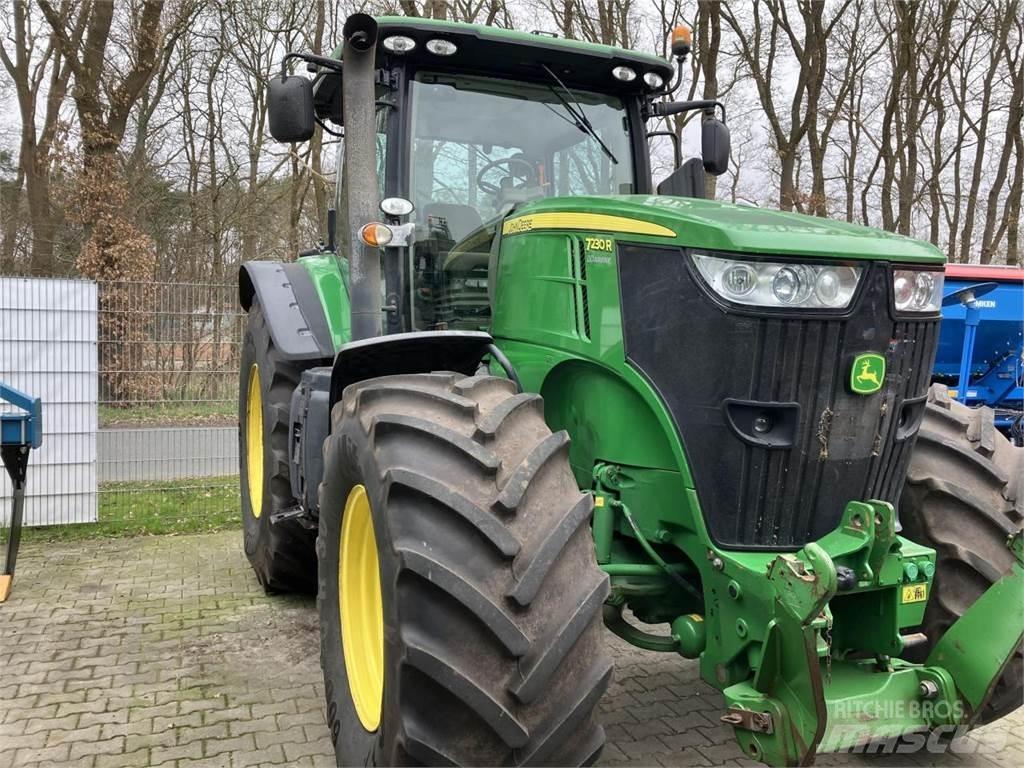 John Deere 7230R Τρακτέρ