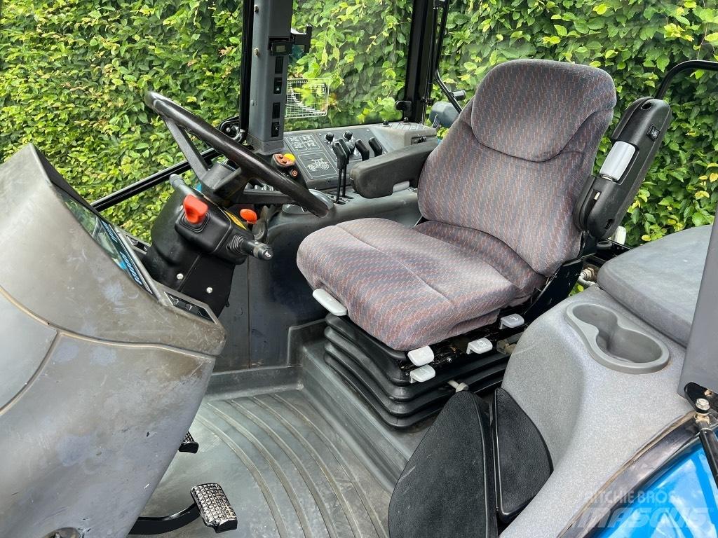 New Holland TM 150 Τρακτέρ