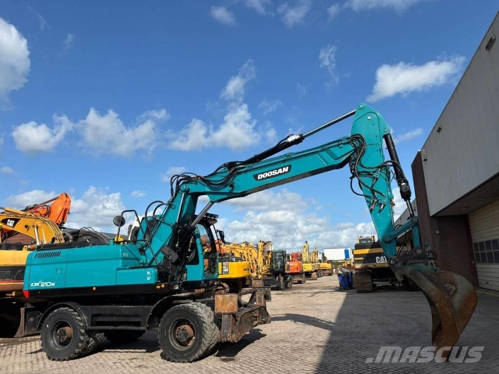 Doosan DX 210 W Εκσκαφείς με τροχούς - λάστιχα