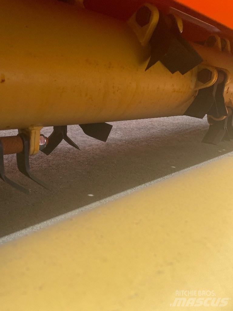 Agrimaster RV 320 Χορτοκοπτικά και κορυφολόγοι βοσκοτόπων