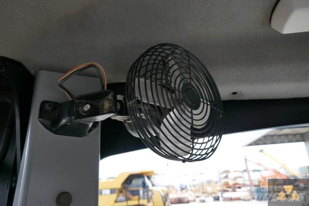 CAT 160M3 Γκρέιντερς