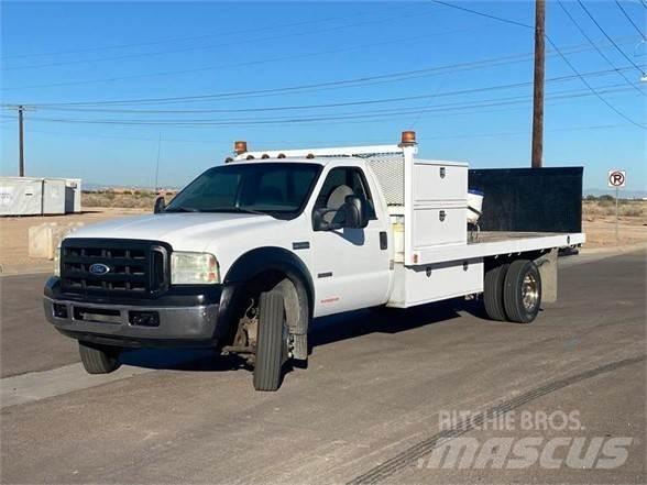 Ford F550 Φορτηγά Kαρότσα με ανοιγόμενα πλαϊνά