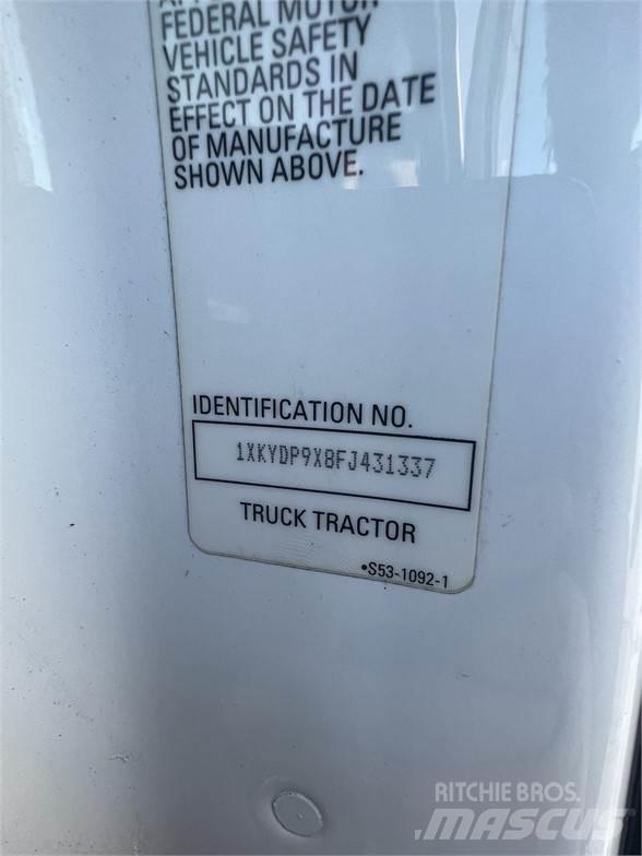 Kenworth T680 Τράκτορες