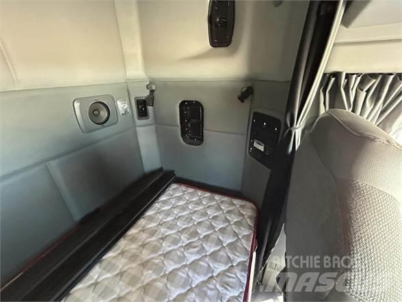 Kenworth T680 Tractor Units