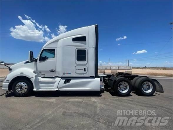 Kenworth T680 Τράκτορες