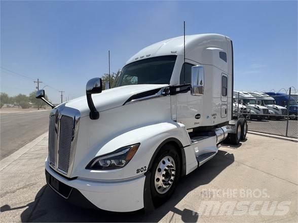 Kenworth T680 Τράκτορες