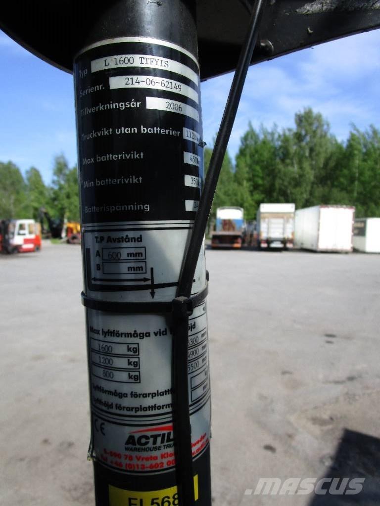 Abeko ståstaplare Ηλεκτρικά παλετοφόρα με ιστό