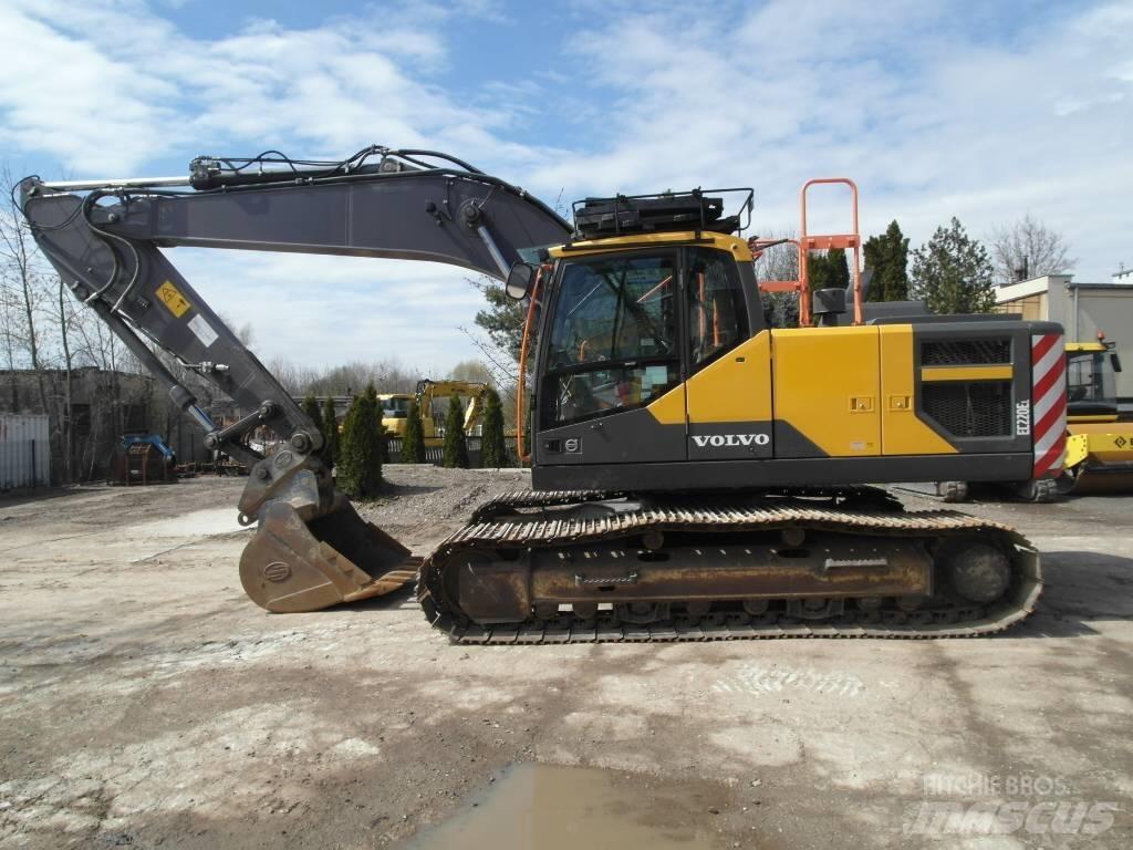 Volvo EC 220 EL Εκσκαφείς με ερπύστριες