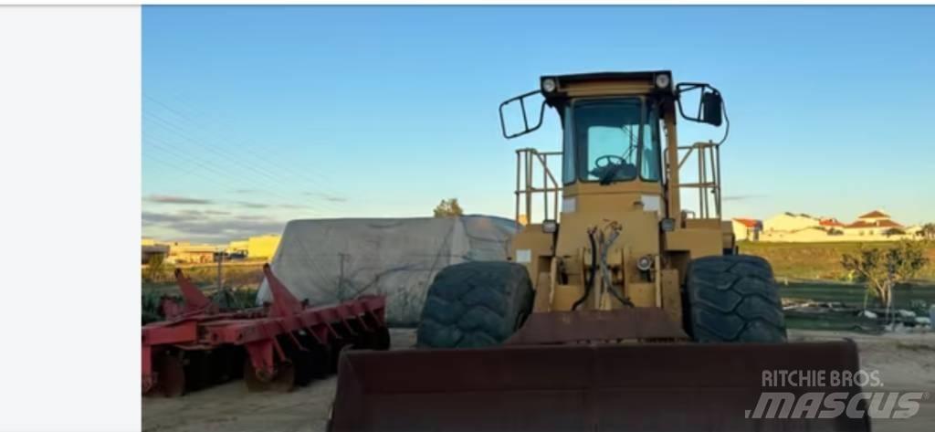 CAT 824 C Μπουλντόζες με λάστιχα
