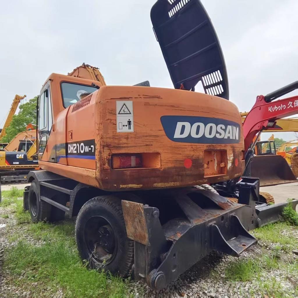 Doosan DH 210 W-7 Εκσκαφείς με τροχούς - λάστιχα