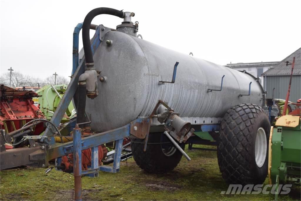  JW Perk P7000 Διασκορπιστές κοπριάς