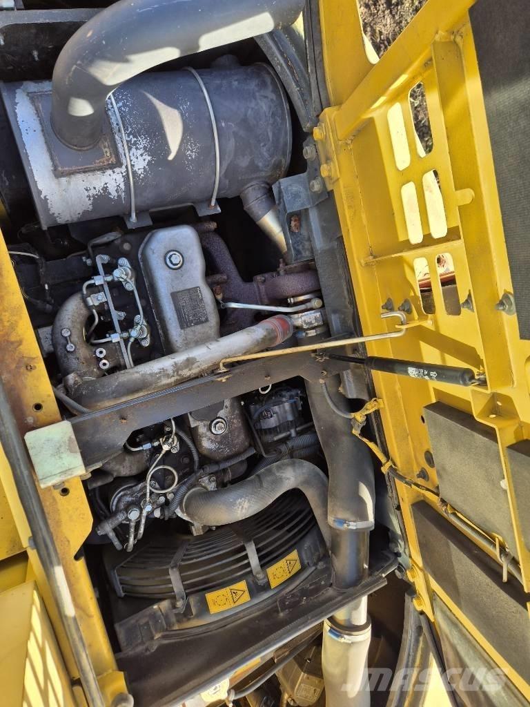 New Holland E 135 SR Εκσκαφείς με ερπύστριες