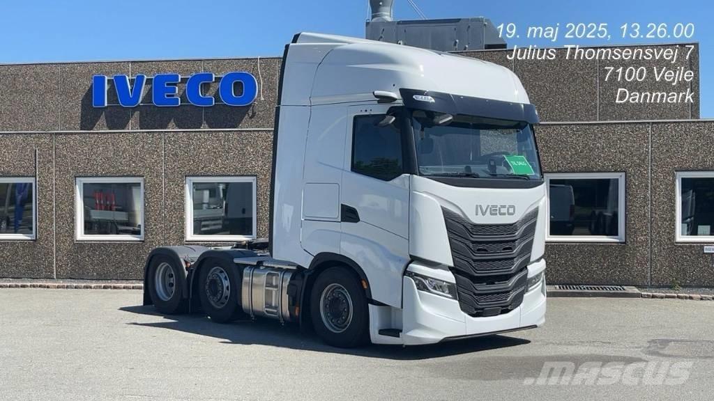 Iveco S-Way Τράκτορες