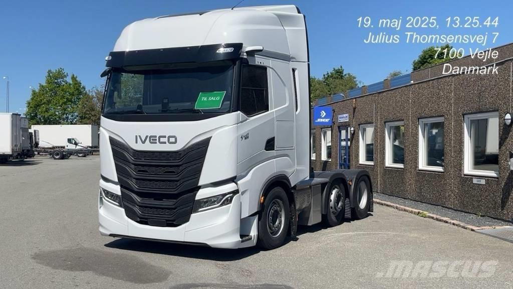 Iveco S-Way Τράκτορες
