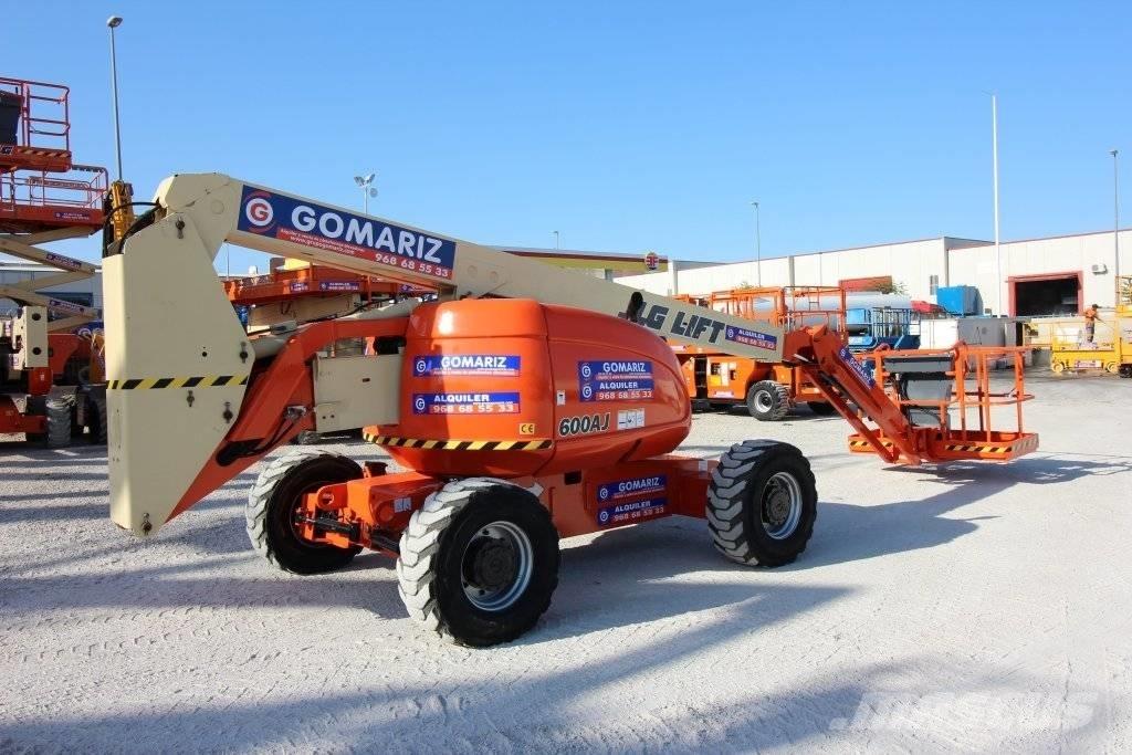 JLG 600 AJ Ανυψωτήρες με αρθρωτό βραχίονα