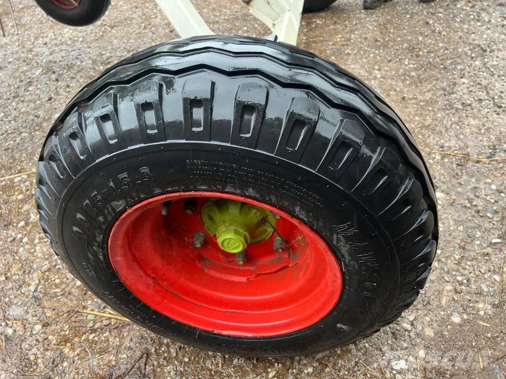 CLAAS Volto 1100 T Τσουγκράνες και χορτοξηραντικές μηχανές