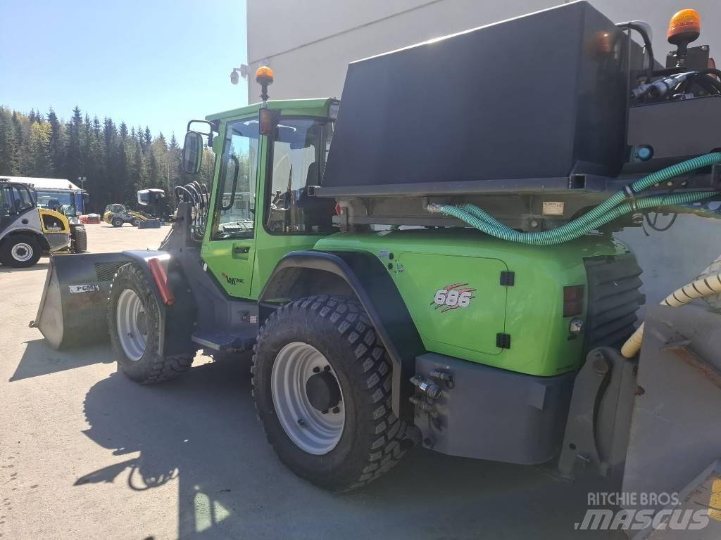 LM Trac 686 Φορτωτές με λάστιχα (Τροχοφόροι)