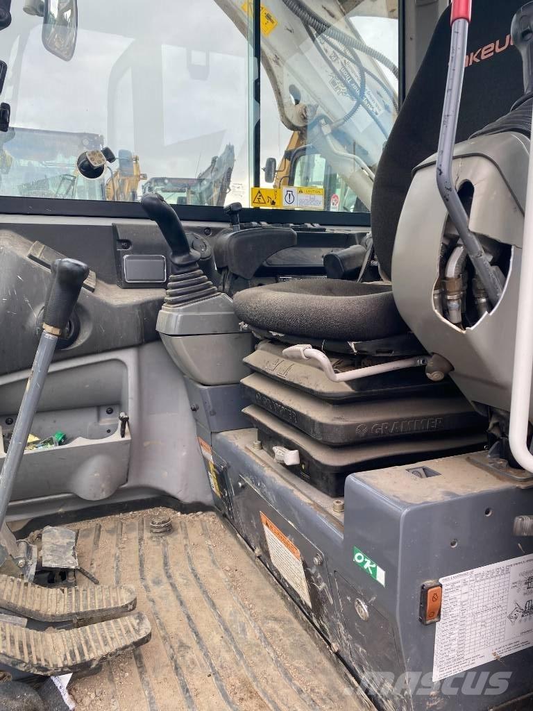 Takeuchi TB 240 Εκσκαφάκι (διαβολάκι) < 7t