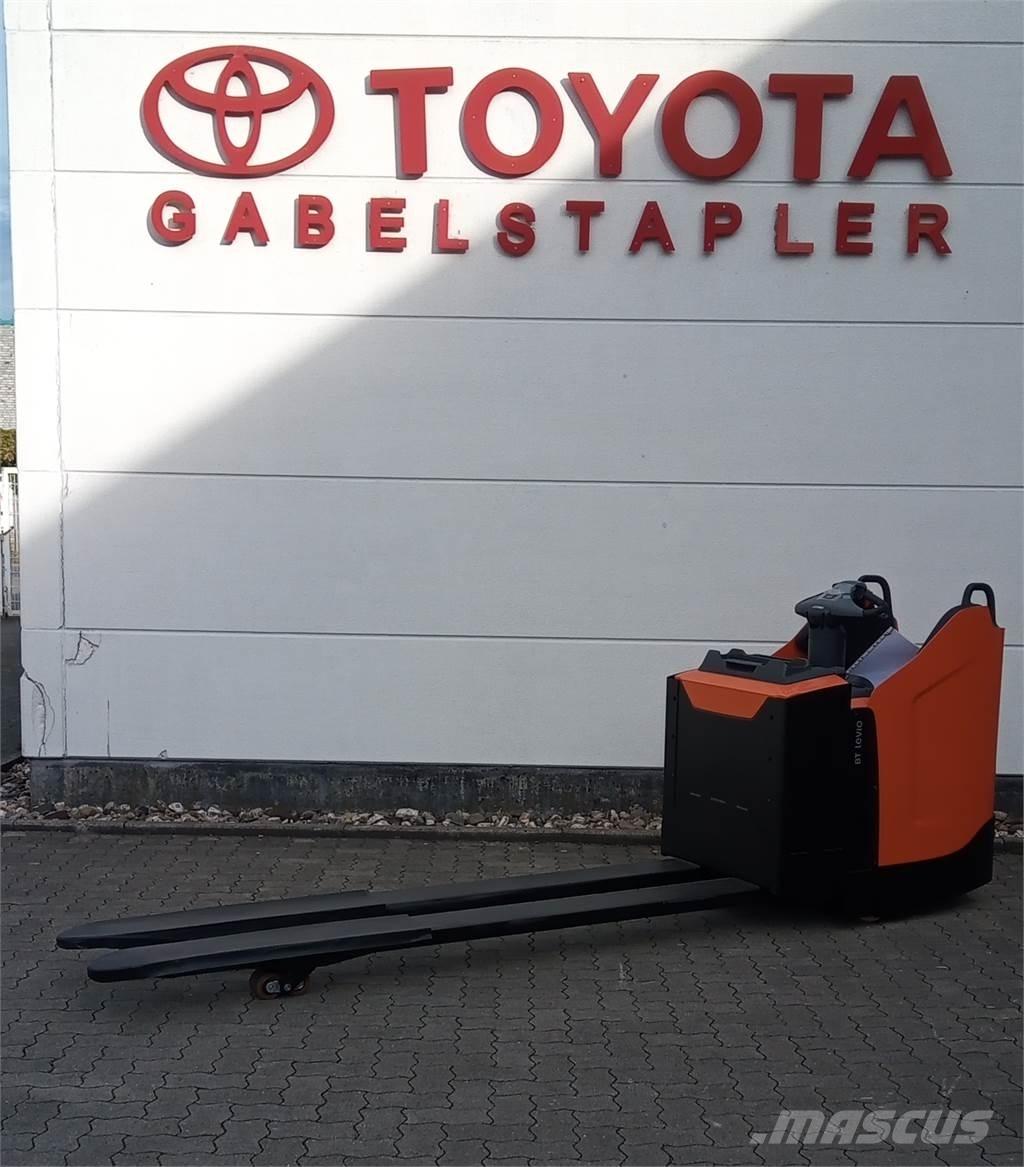 Toyota LPE 250 Παλετοφόρα πεζού χειριστή με ιστό