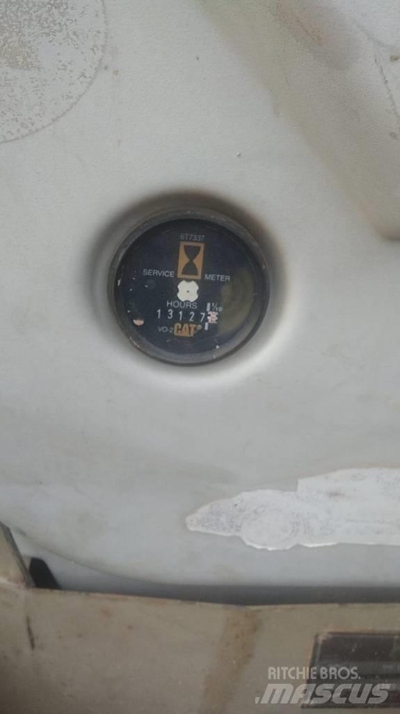 CAT 375 L ME Εκσκαφείς με ερπύστριες
