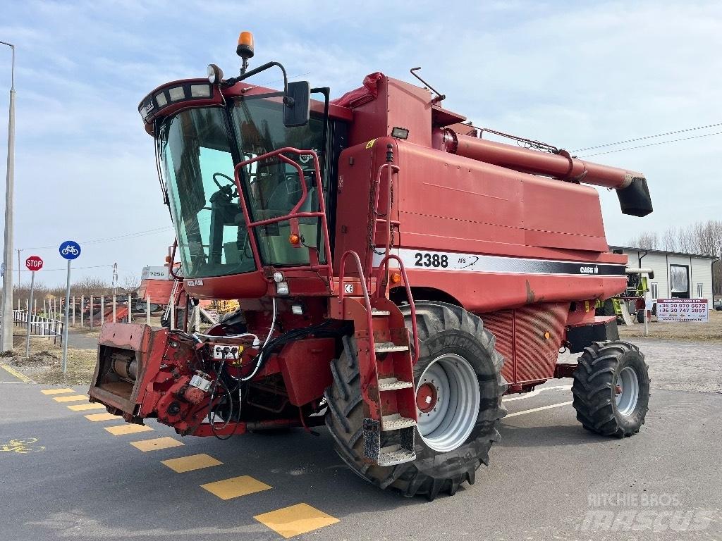 Case IH 2388 Θεριζοαλωνιστικές μηχανές