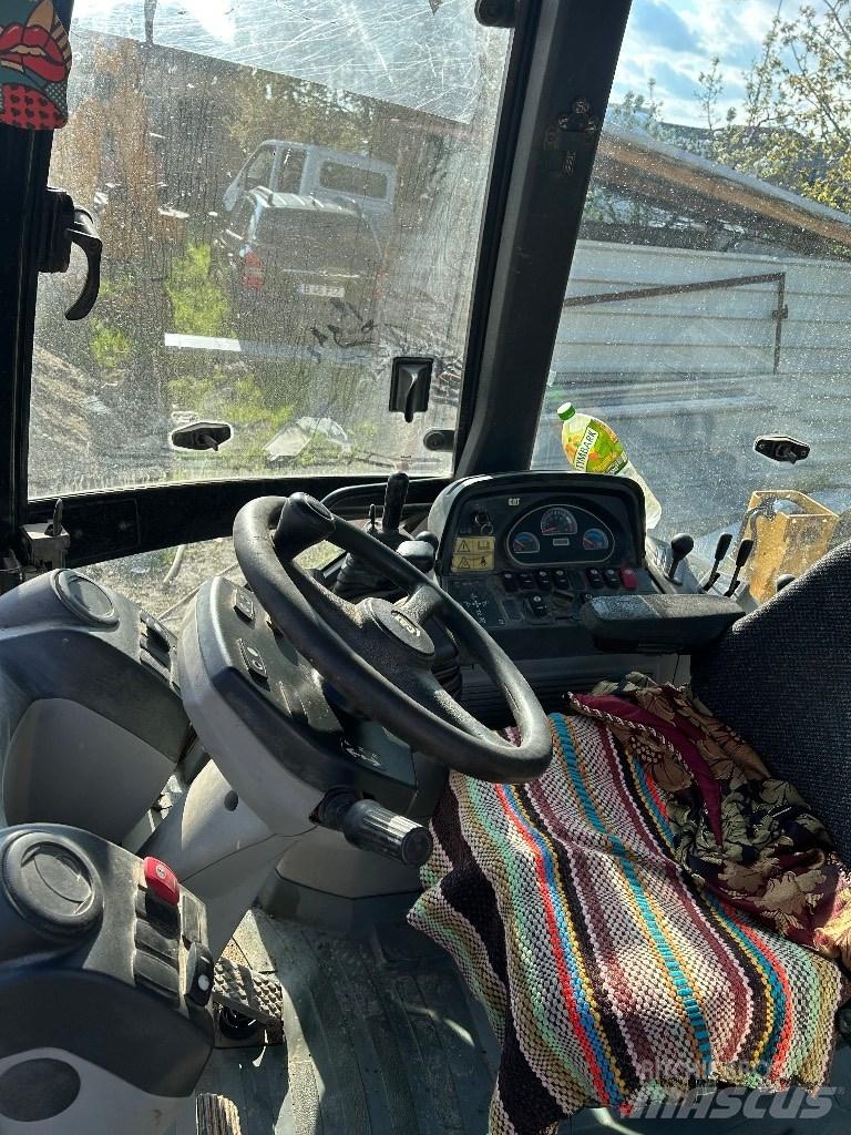 CAT 422 E Εκσκαφείς Φορτωτές τύπου JCB