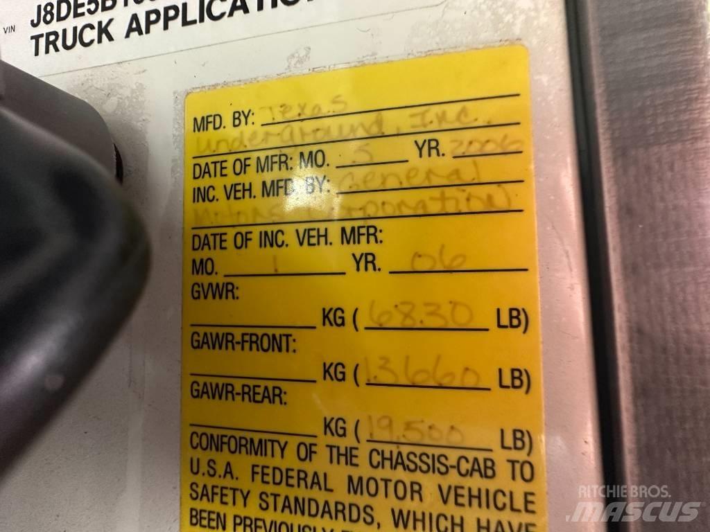 GMC W 5500 HD Αποφρακτικά οχήματα