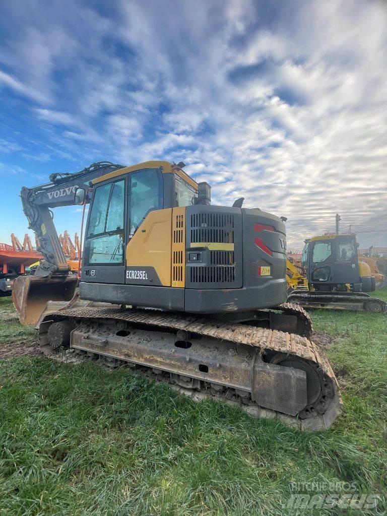 Volvo ECR 235 E Εκσκαφείς με ερπύστριες