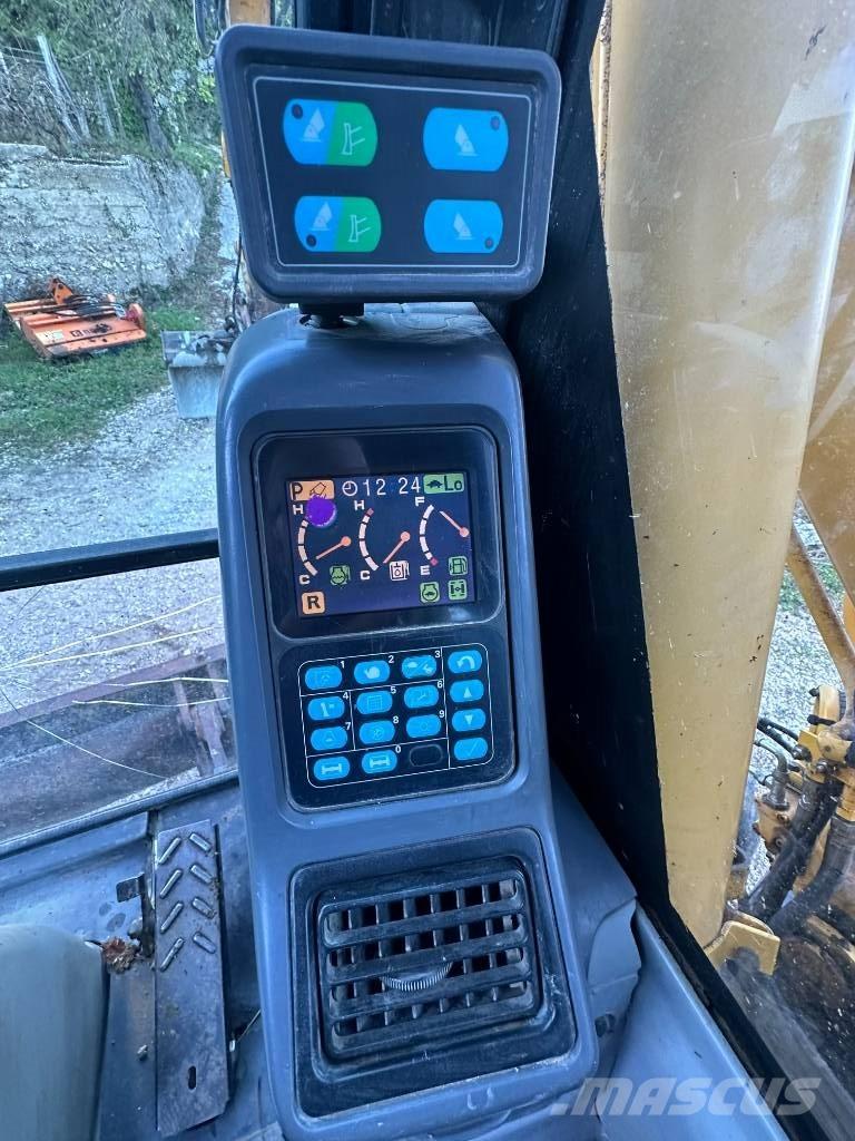 Komatsu PW 160-7E0 Εκσκαφείς με τροχούς - λάστιχα