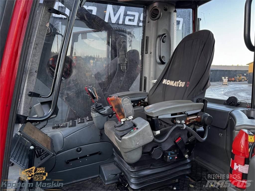 Komatsu 901 TX.1 Θεριζοαλωνιστικές μηχανές