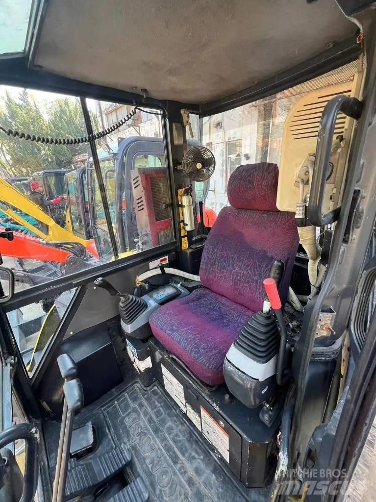 Komatsu PC 40 MR Εκσκαφάκι (διαβολάκι) < 7t