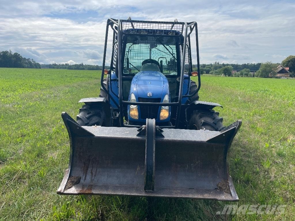 New Holland T5050 Τρακτέρ δασοπονίας