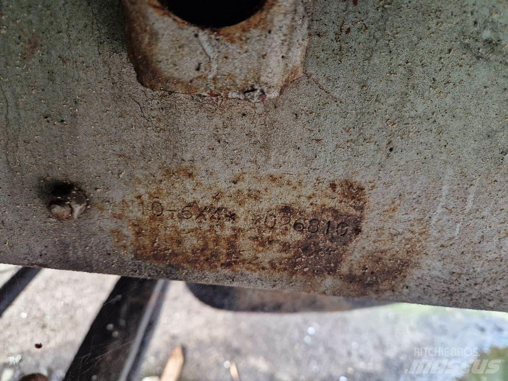 Volvo N1033 6X4 Φορτηγά Σασί
