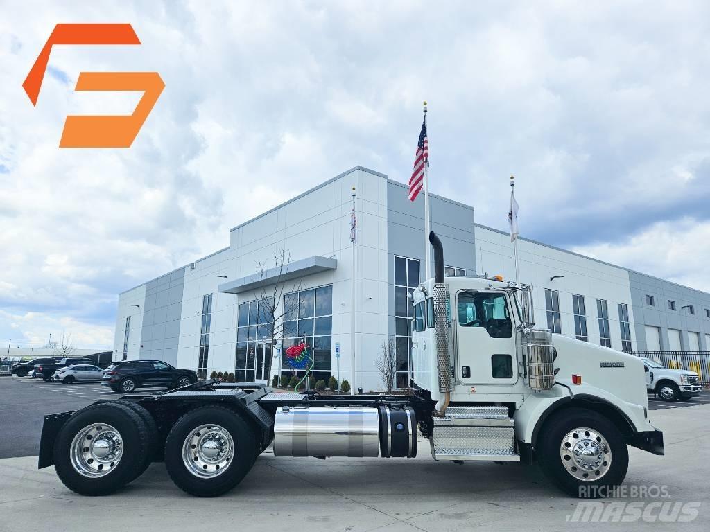 Kenworth T 800 Τράκτορες