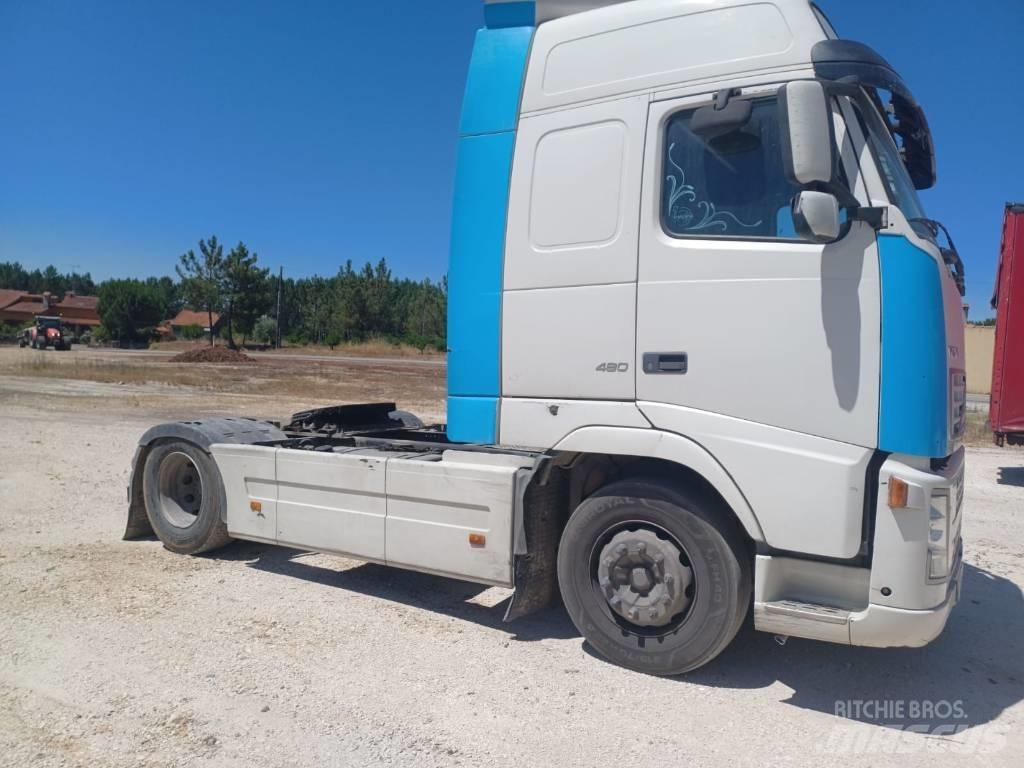 Volvo 480 Τράκτορες