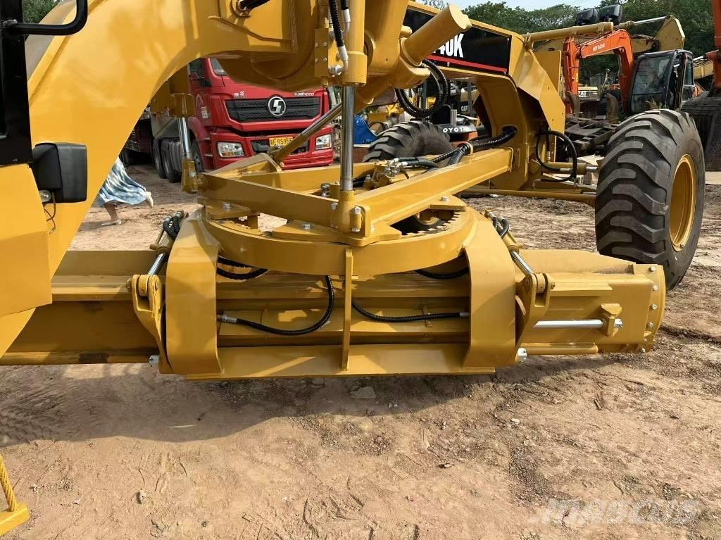 CAT 140 K Γκρέιντερς