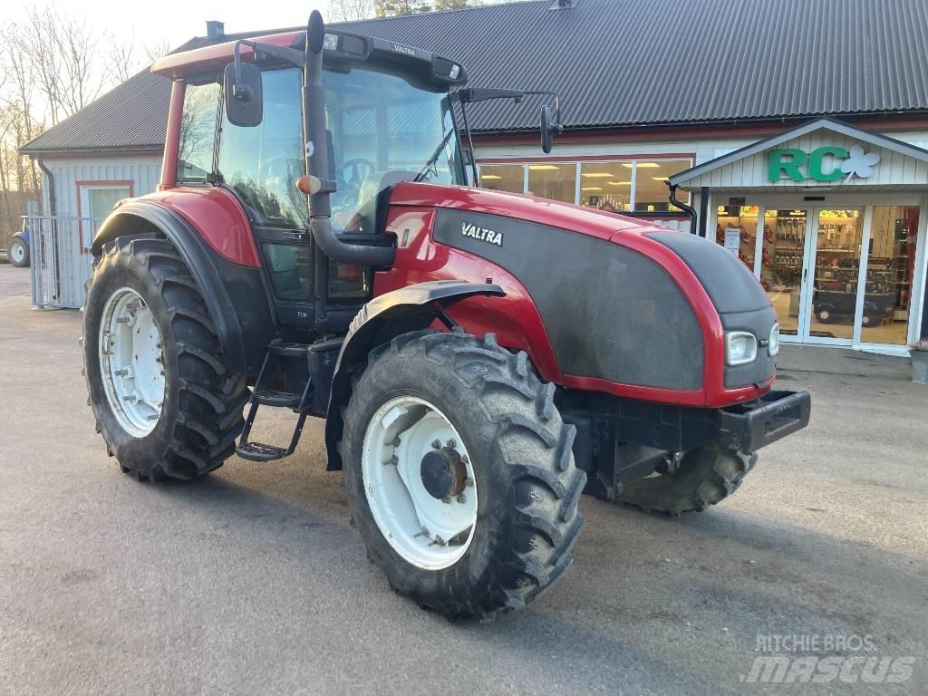 Valtra T 120 Τρακτέρ