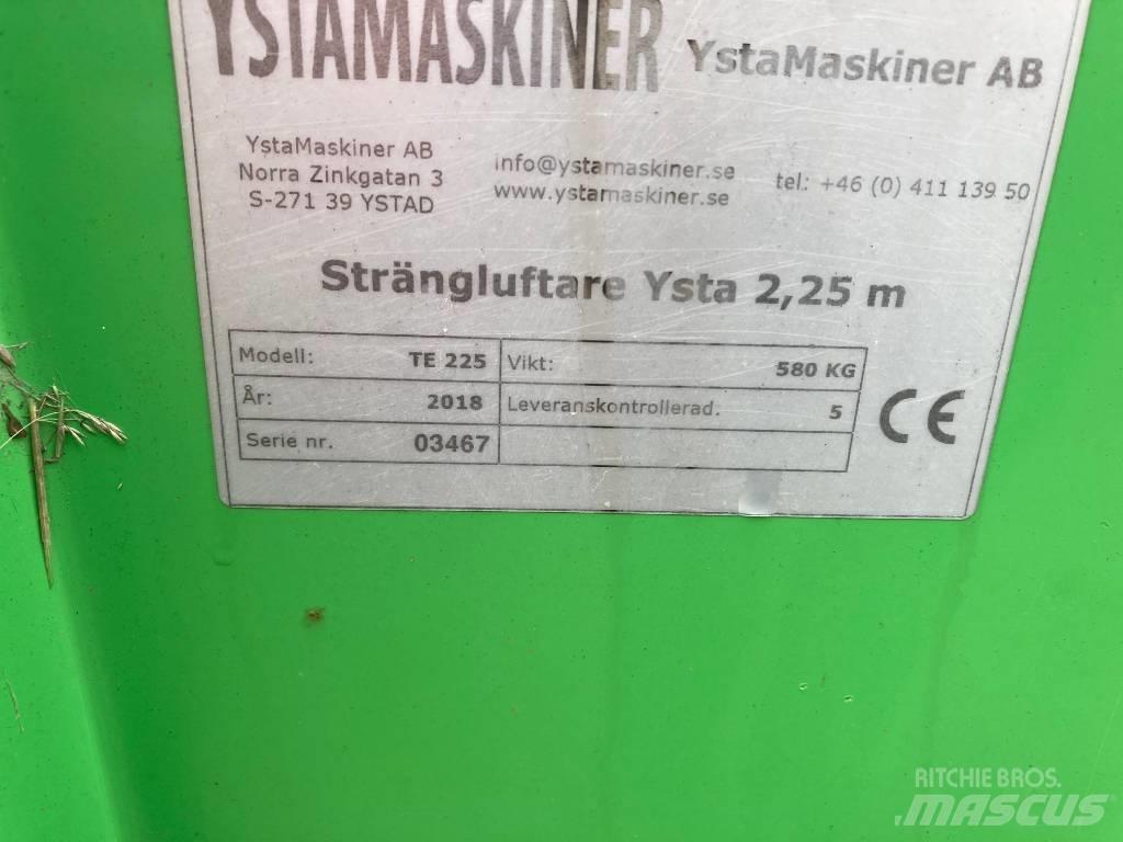 Ysta STRÄNGLUFTARE Τσουγκράνες και χορτοξηραντικές μηχανές