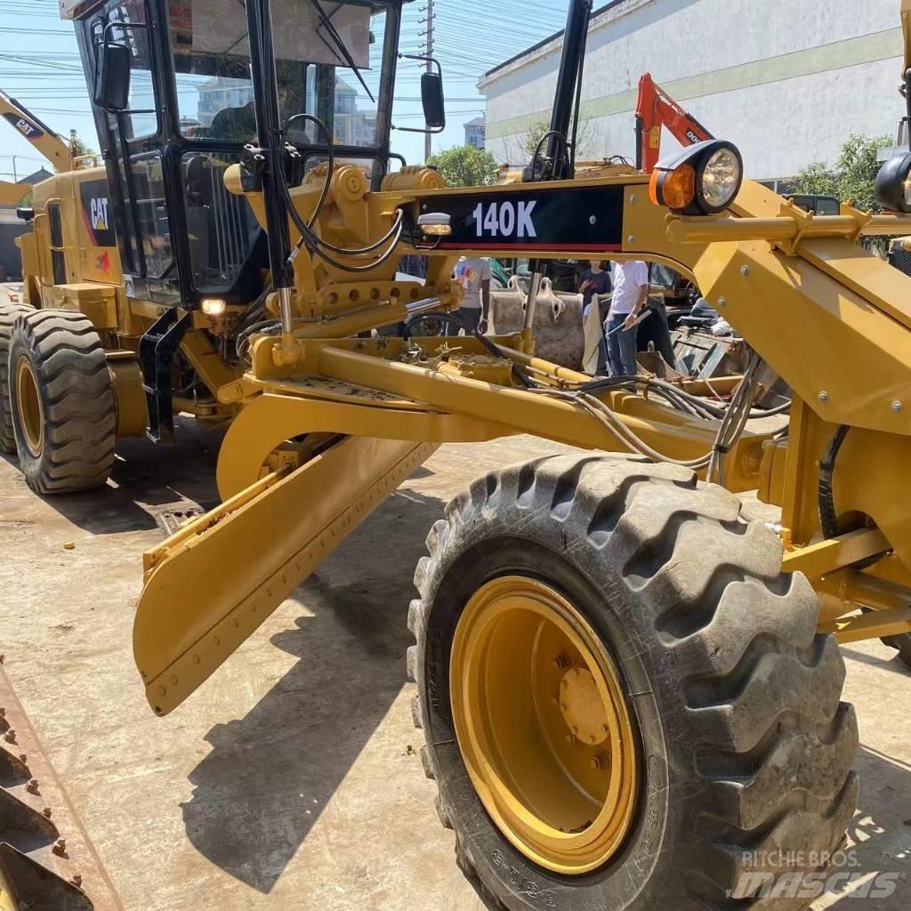 CAT 140 K Γκρέιντερς
