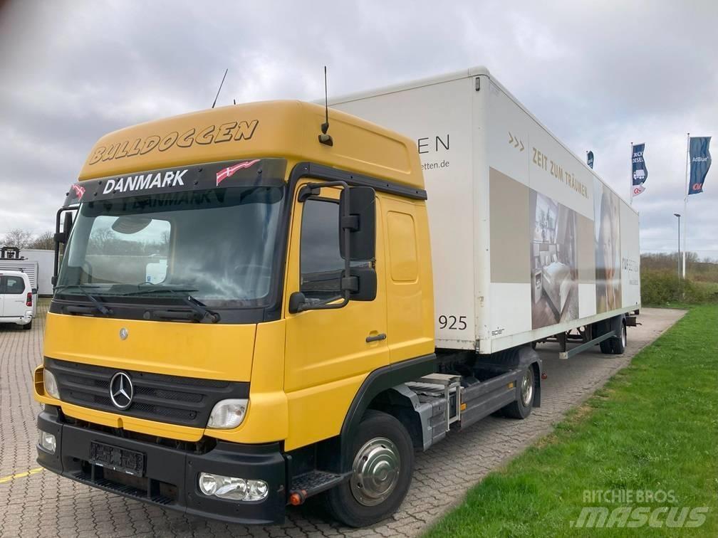 Mercedes-Benz 822 Τράκτορες