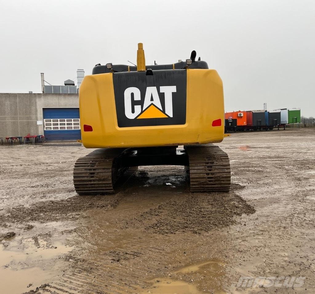 CAT 323 F L Εκσκαφείς με ερπύστριες