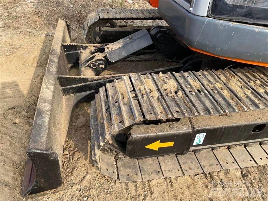 Hitachi EX75 Εκσκαφείς με ερπύστριες