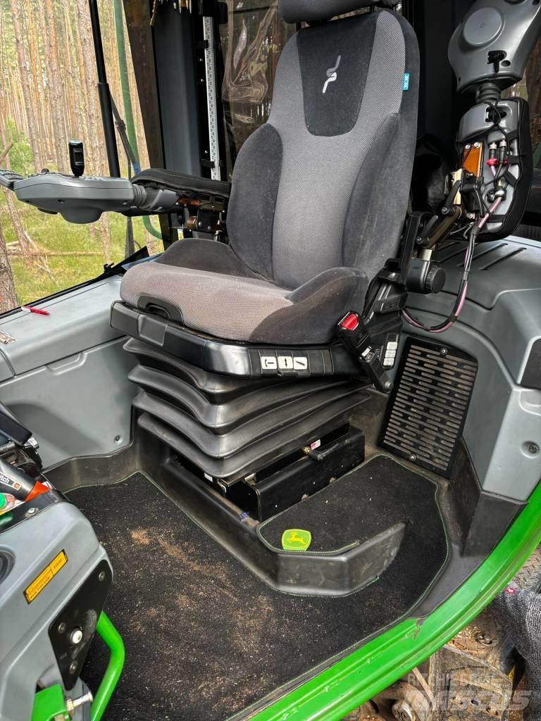 John Deere 1170 E Θεριζοαλωνιστικές μηχανές
