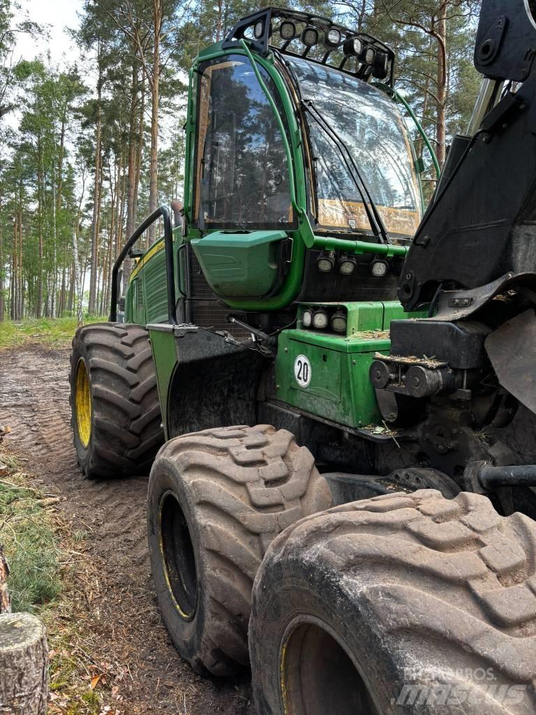 John Deere 1170 E Θεριζοαλωνιστικές μηχανές