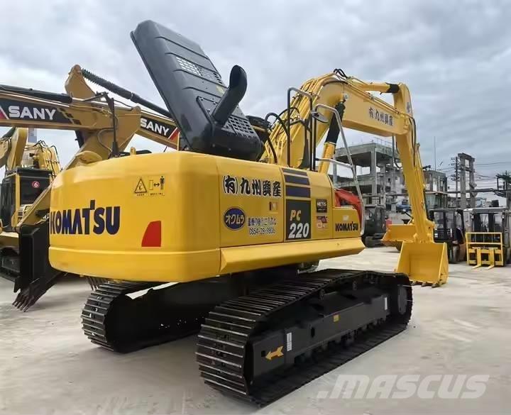 Komatsu PC220-8 Εκσκαφείς με ερπύστριες