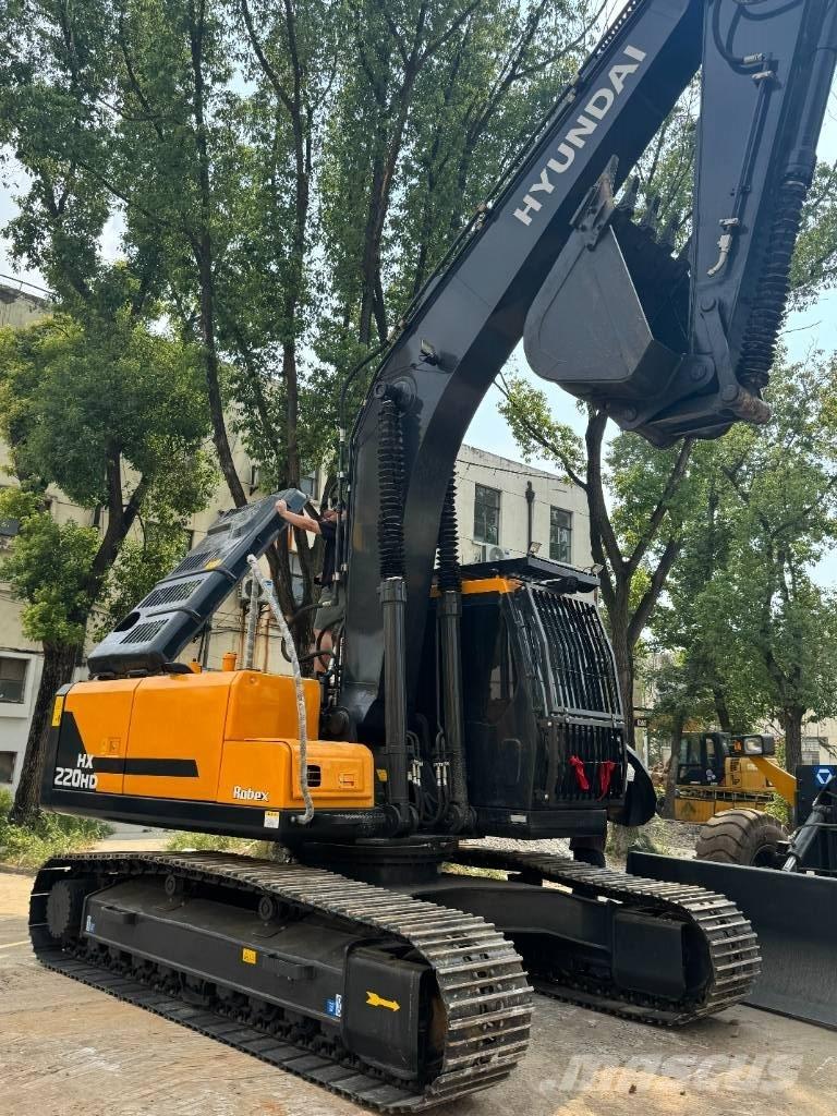 Hyundai HX220HD Εκσκαφείς με ερπύστριες